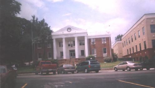 Old Fannin County Courthouse