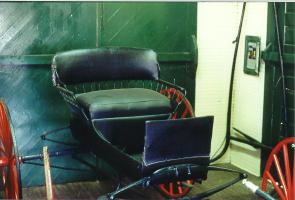 photo of buggy at the Old Crowder Brothers Scale House