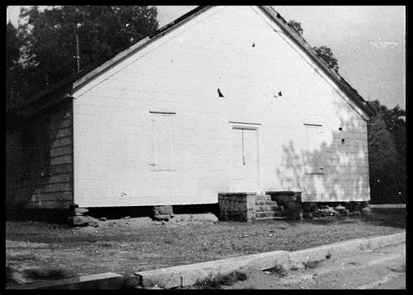 wpe18C.jpg (26933 bytes)