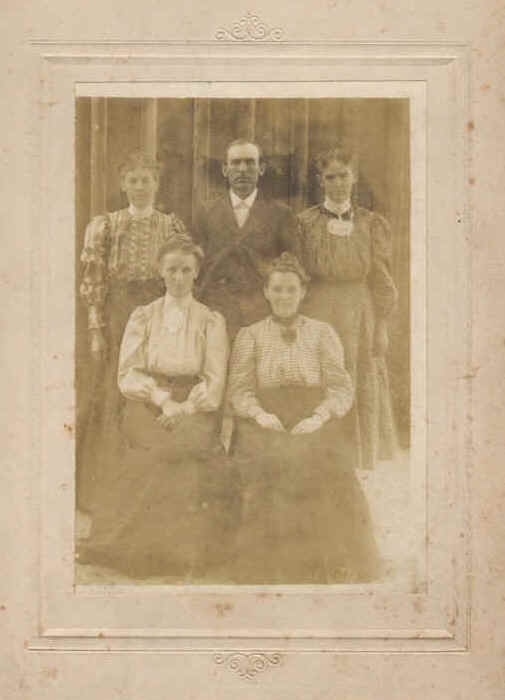 wpeAB.jpg (30814 bytes)