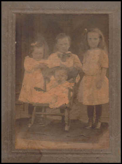 wpe14C.jpg (48374 bytes)