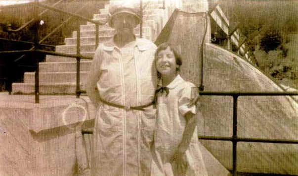 wpe70.jpg (28452 bytes)