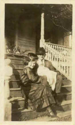 wpe8A.jpg (13135 bytes)