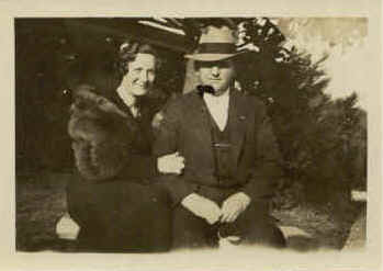 wpe88.jpg (9898 bytes)