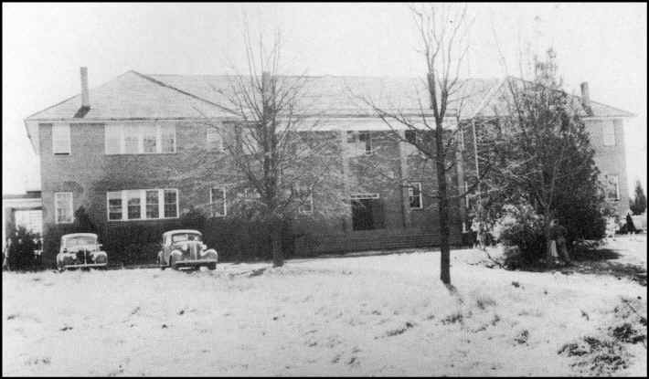 wpe110.jpg (944268 bytes)