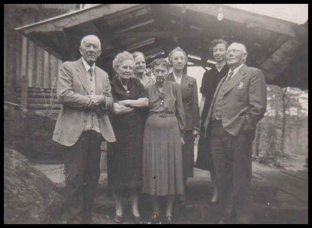 wpe14B.jpg (25743 bytes)