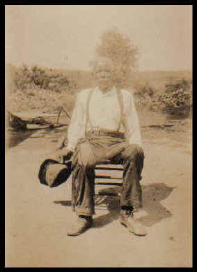 wpe17A.jpg (14294 bytes)