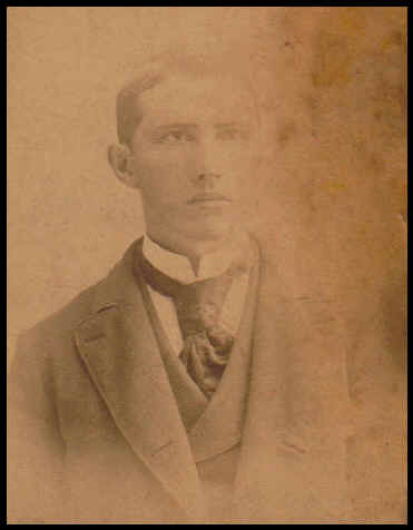 wpe179.jpg (23730 bytes)